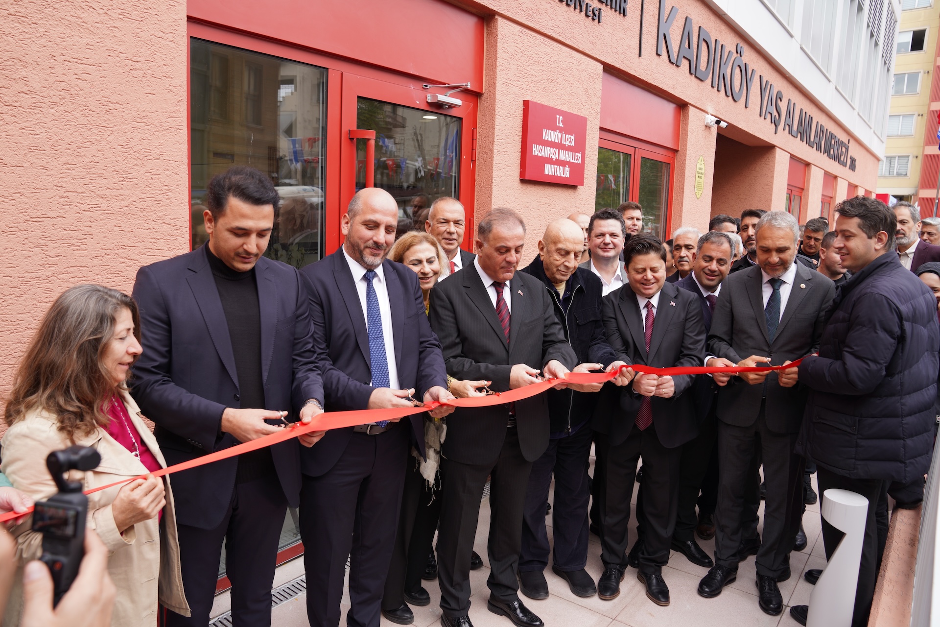 Yaş Alanlar Merkezi ve Hayvan Tedavi Merkezi açıldı